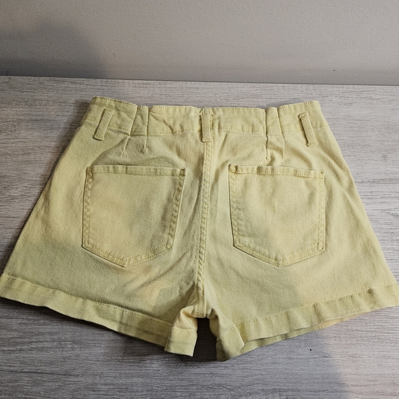 No Boundaries Juniors Butter Yellow Banana High Waist Classic Shorts Size M(7-9) - Picture 6 of 7